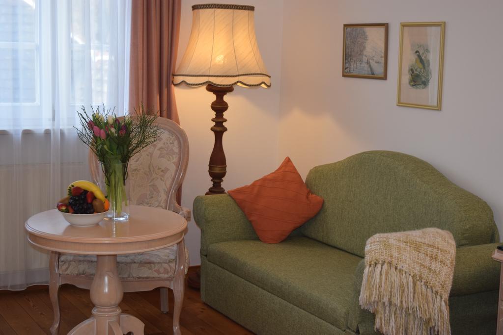 Hotel Landhaus Fuhrgassl-Huber Vienna Luaran gambar